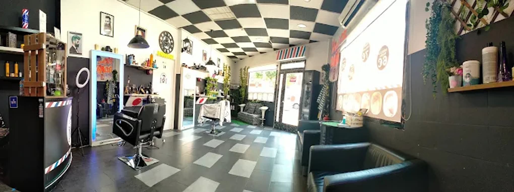 El local